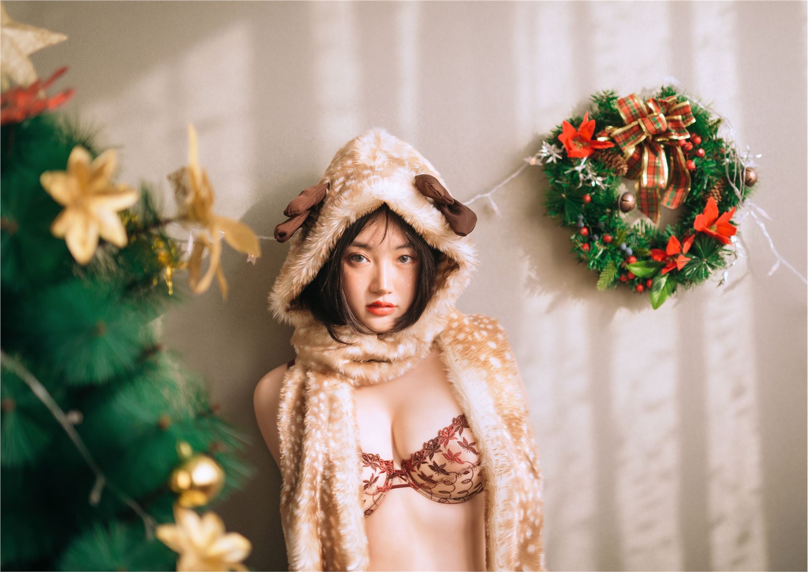 Model wild Lily Christmas(31)